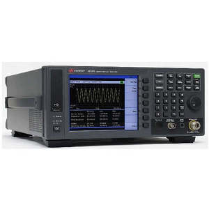 Analyseur de spectre RF et oscilloscope haut de gamme Keysight N9320B de 9 kHz à 3 GHz avec une bande passante de 50 MHz et 32 canaux - Product Image 2