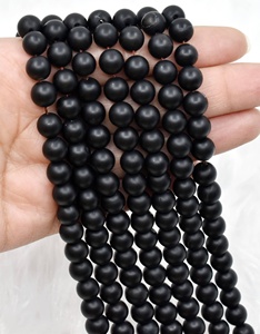 Perles Rondes en Onyx Noir Mat Naturel de 8 mm, Cristal Pur de Guérison pour la Fabrication de Bijoux et la Méditation (Vente en Gros) - Product Image 4