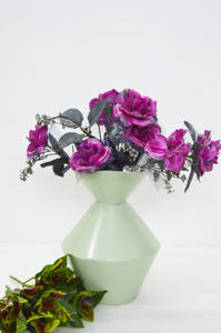 Premium Hot Selling <b>Powder</b> Coated Antique Color Nickel Plated Aluminum Fancy Flower Vase Luxuries <b>Style</b> Vase for Luxuries Home - Product Image 2