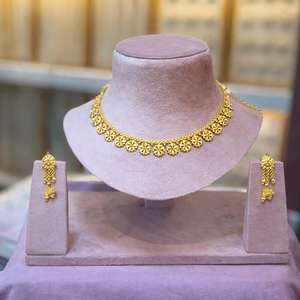 Collier statement élégant à motif étoile luxueux en filigrane avec grand pendentif céleste assorti à des boucles d'oreilles et une bague 63073 - Product Image 4