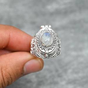 Bague boîte à pilules en pierre de lune, bague ajustable, boîte à message en pierre précieuse, bague boîte secrète en argent sterling 925, bijoux en pierre de lune - Product Image 4