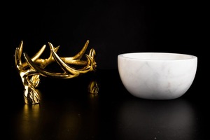 Bol en marbre blanc de qualité supérieure avec support en bois d'or pour les fruits secs et les collations Plusieurs styles et tailles disponibles - Product Image 2