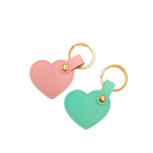 Llavero de cuero con forma de corazón, llavero de coche de Metal de amor, llavero colorido personalizado de corazón pequeño de alta calidad - Product Image 6