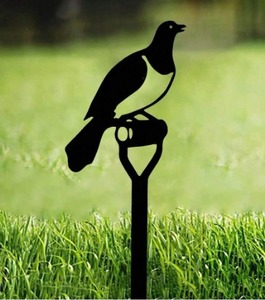 Décoration de jardin Art de cour en métal rouillé découpé au laser Décoration d'oiseau Piquet d'oiseau noir Artisanat Fournitures d'événement - Product Image 6