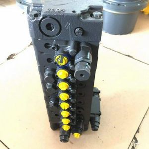 Katup kontrol ekskavator <span class=keywords><strong>Mini</strong></span> PC30MR-2 suku cadang mesin konstruksi esensial dengan nomor Model 723-19-13501 723-19-13503 - Product Image 6