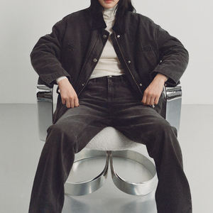 Chaqueta Utilitaria Negra para Mujer con Cuello de Pana en Contraste, Chaqueta de Trabajo Informal con Múltiples Bolsillos para un Estilo Moderno y Diario - Product Image 4