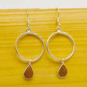 Vente en gros de boucles d'oreilles en grenat naturel avec pierres précieuses, bijoux en argent sterling 925 massif, boucles d'oreilles pour femmes au prix d'usine - Product Image 3