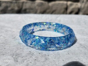 Hecho a mano elegante señoras abierto moda encanto brazaletes modernos Kada resina trabajo escultura estilo antiguo joyería de moda pulida - Product Image 3