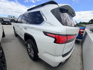 โตโยต้า เซควอญ่า TRD PRO ปี 2025 ราคาประหยัด พร้อมส่ง ภายในสีแดง เบาะหนัง - Product Image 4