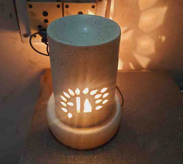 LUXURY MODERN CERAMIC ELECTRIC OWL OIL DIFFUSER  AROMA THERAPY  SPA MOOD REFRESHER