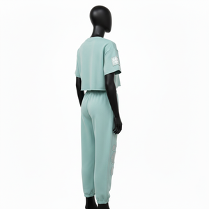 Ensemble haut court et pantalon de survêtement en molleton de coton brossé vert menthe premium 300 GSM pour femme avec empiècements logo appliqués - Ensembles pour femme - Product Image 5