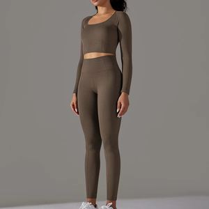 Pantalon de yoga à taille haute et à jambes larges pour femmes personnalisées Pantalon de fitness tissé extensible pour la salle de sport et les vêtements de sport - Product Image 1