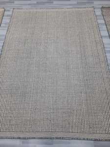 พรมอินเดียประดับด้วยขนสีแดงสดทำด้วยมือลายแอ็บสแตรกต์ที่สวยงามปรับขนาดได้มีให้เลือกหลายสี - Product Image 2