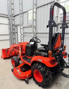 Tracteur utilitaire compact Kubota BX – Chargeur et tondeuse - Product Image 2