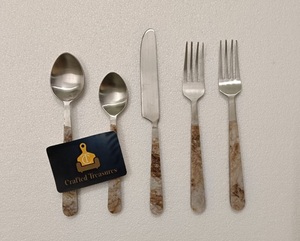Ensemble de couverts de qualité supérieure en acier inoxydable et poignée en résine pour ustensiles de cuisine vaisselle maison hôtel ensemble de couverts - Product Image 6