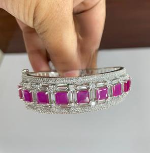 Brazalete Abrible de Plata de Primera Calidad con Acabado Plateado Moderno para Bodas y Compromisos, Colección para Fiestas, para Mujer - Product Image 2
