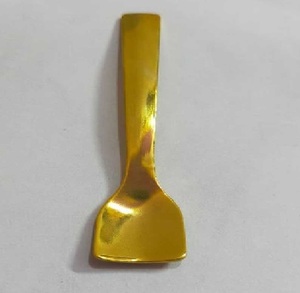 Petites cuillères en laiton pour poudre de Shilajit en résine de Shilajit - Product Image 1