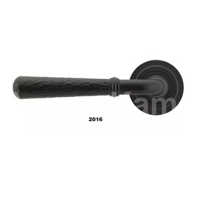 Poignée de porte noire mate martelée poignée de porte robuste avec un design unique pour la maison cuisine salle de bain lit chambre porte utilisation - Product Image 1