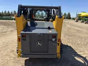 รถตักล้อยาง John Deere 317G ปี 2023 สภาพใหม่/มือสอง พร้อมส่งด่วน - Product Image 6