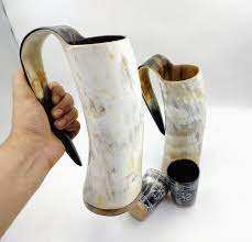 Taza de Cuerno de Búfalo - Ecológica, Elegante, de Primera Calidad, Acabado Natural, Aislamiento Térmico, Personalizable, Taza de Regalo Vintage - Product Image 2