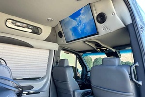 PRÊT À ÊTRE EXPÉDIÉ - MERCEDES-BENZ SPRINTER 2500 TURBODIESEL V6 POWER LUXURY VAN CONVERSION 11 PASSAGERS - MODÈLE 2022 - Product Image 4