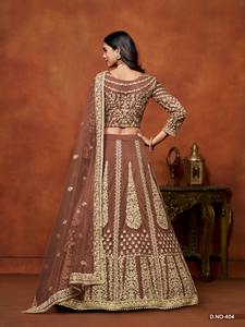Lehenga choli ชุดงานแต่งงานที่หลากหลายใหม่ดูสง่างาม - Product Image 6