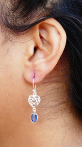 Boucles d'oreilles pendantes uniques Gemvanity pour femmes, motif kyanite classique, plaqué or, argent sterling 925, pour les occasions spéciales - Product Image 6