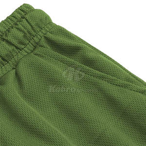 Nouveau short de gym à séchage rapide et style décontracté avec logo personnalisé à un prix économique - Product Image 5