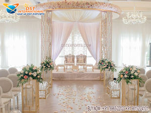 Mandap de Metal Moderno de Estilo Abierto, Decoración Única para Bodas, Arreglo de Mandap de Metal para Bodas Fusion, Decoración de Mandap de Metal para Bodas Indias en el Reino Unido - Product Image 5