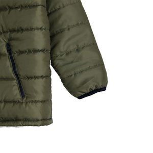 Vente en gros de doudoune pour homme rembourrée épaisse de grande taille poignets élastiques chauds pour l'hiver style bombardier fermeture à glissière en cuir de fourrure - Product Image 4