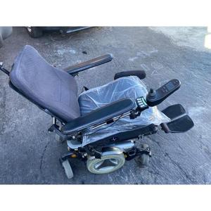 Silla de Ruedas para Pacientes Mayores con Soporte Lumbar Cómodo, Diseño de Fácil Empuje, Ideal para el Hogar y Centros Médicos - Product Image 2