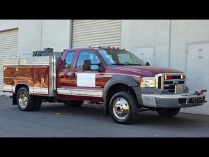 Ford F-550 d'occasion 2024 Super Duty 4x4 Diesel Turbo R15 Camion de pompier en cuir foncé ExtremeDutyVehicle ReliableRescuePower à vendre - Product Image 5