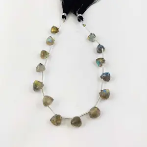 Blue Flash Labradorite Gemstone Loos Bead Trillion Shape Bead For Making Fashion and Find Gemstone Smooth 8Inch Bead Strand