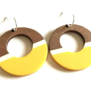 ต่างหูเรซินอีพ็อกซี่ทองเหลืองคุณภาพสูงดีไซน์แม่น้ำเลือกขนาดได้ - Product Image 1