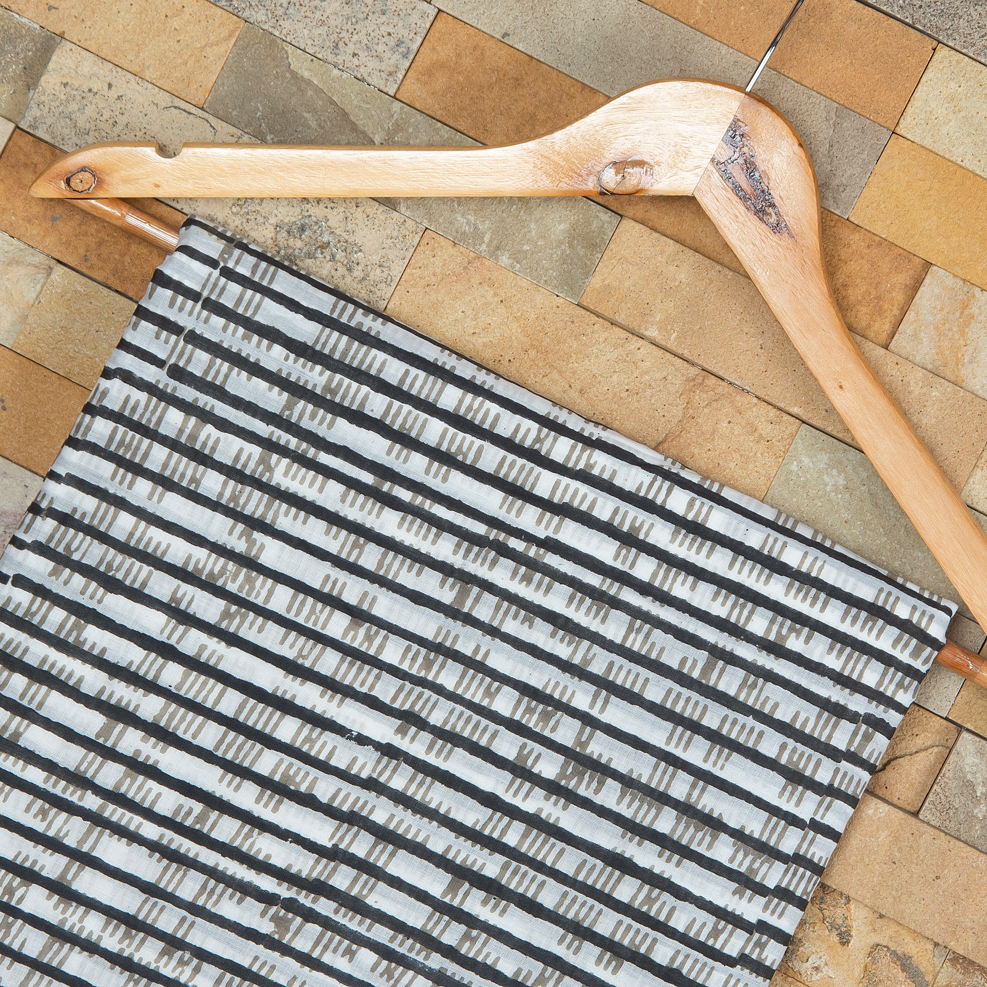 ตามที่แสดงในภาพ