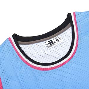 Vêtements de sport d'équipe personnalisés de haute qualité avec graphiques sublimés audacieux et maillot de basket-ball à coutures renforcées - Product Image 4