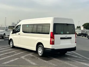 HIACE 2023 USADA EN EXCELENTES CONDICIONES, 13 PLAZAS - Product Image 3