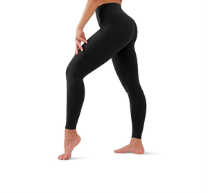 Conjunto Deportivo de Secado Rápido para Mujer, Popular en el Gimnasio, Brasier Deportivo Sin Costuras para Yoga, Leggings, Ropa Deportiva para Entrenamiento, Hecho en Pakistán - Product Image 1