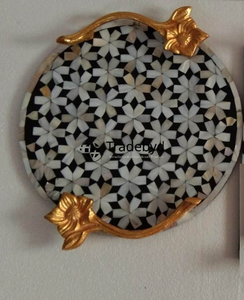 Tradebyd Bandeja de nácar hecha a mano Bandeja decorativa Premium para entusiastas de la decoración del hogar - Product Image 3