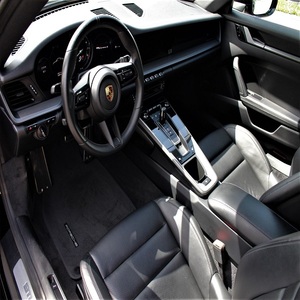 ¡Oferta Imperdible! Porsche 911 Carrera S 2020 Usado en Excelentes Condiciones, Motor 3.0L Twin Turbo H6 de 443hp, Automático, Exterior Negro, Coupé de Lujo - Product Image 4