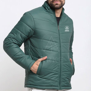 Chaqueta acolchada de invierno con cuello levantado impermeable para hombre, logotipo personalizado en la parte delantera, hecha de poliéster para uso en exteriores, venta al por mayor - Product Image 3