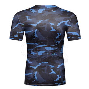 Chemises de compression d'impression de camouflage d'OEM pour les hommes confortables pour l'usage extérieur en vente - Product Image 3