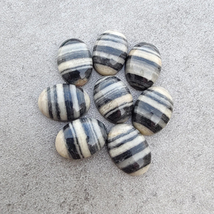 Qualité supérieure Jaspe zèbre naturel Forme ovale Pierres précieuses Dos plat Calibré Vente en gros Cabochon en vrac Toutes les tailles disponibles - Product Image 4