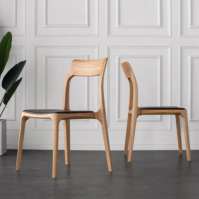 Sedia da pranzo impilabile in legno massello di frassino stile nordico scandinavo sedia da pranzo imbottita moderna di metà secolo per ristorante