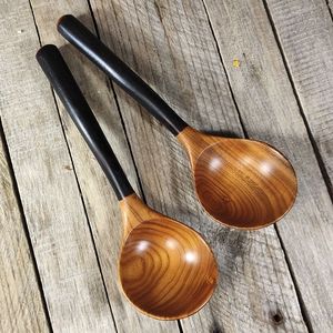 Ensemble d'ustensiles de cuisine en bois et cuillères en bois durables avec poignée en bois confortable - Product Image 2