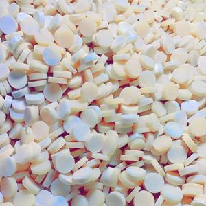 Boutons en os de buffle blanc naturel de haute qualité meilleure qualité pour une utilisation de vêtement forme ronde - Product Image 1