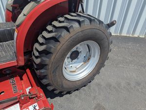 Tractor compacto Case IH DX24 de 24 HP usado disponible para la venta - Product Image 4
