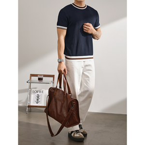 Proveedor de Camisetas de Alto Volumen, Fabricación Consistente en Grandes Cantidades, Outfitize International - Product Image 3