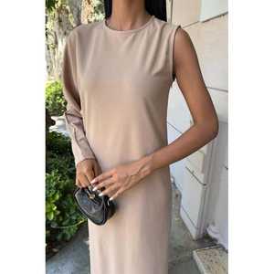 Robe longue à une manche Aethra 2693-8, respirante, confortable et élégante - Product Image 4