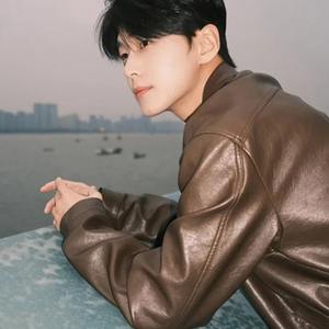 Logotipo personalizado Streetwear de alta calidad Chenille bordado Invierno Polar cuero Bomber Letterman béisbol Varsity chaqueta para hombres - Product Image 3